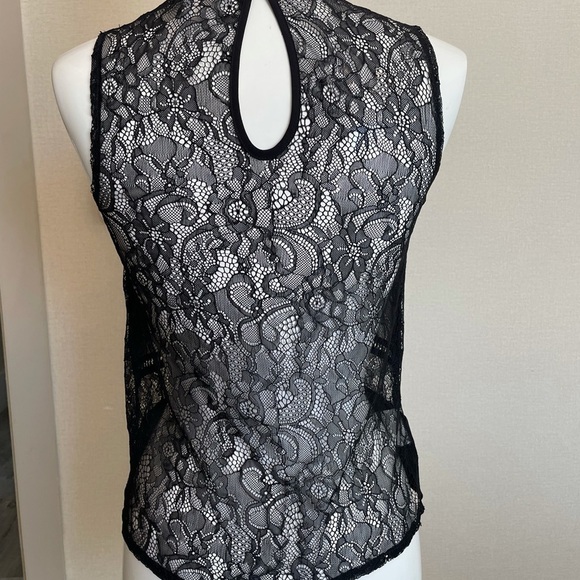 BCBGeneration Black Back Lace Sleeveless Top - Picture 3 of 7